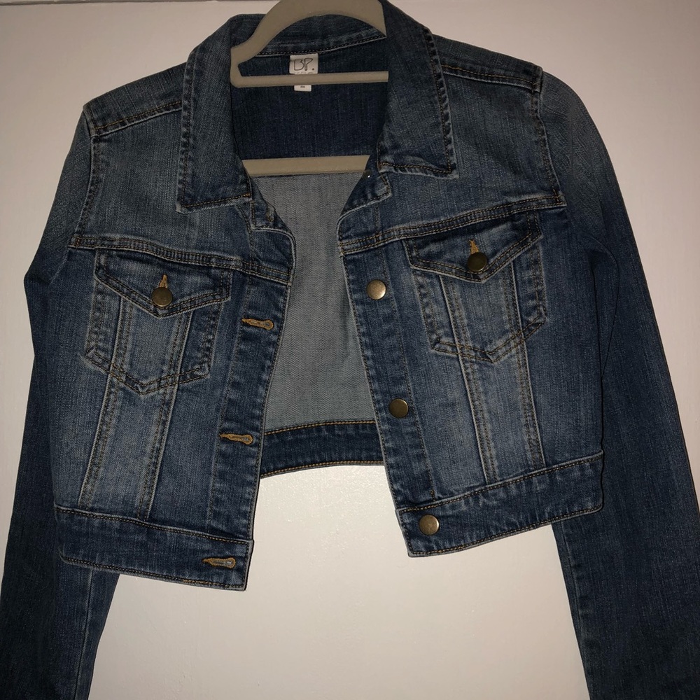 Cropped jean jacket
